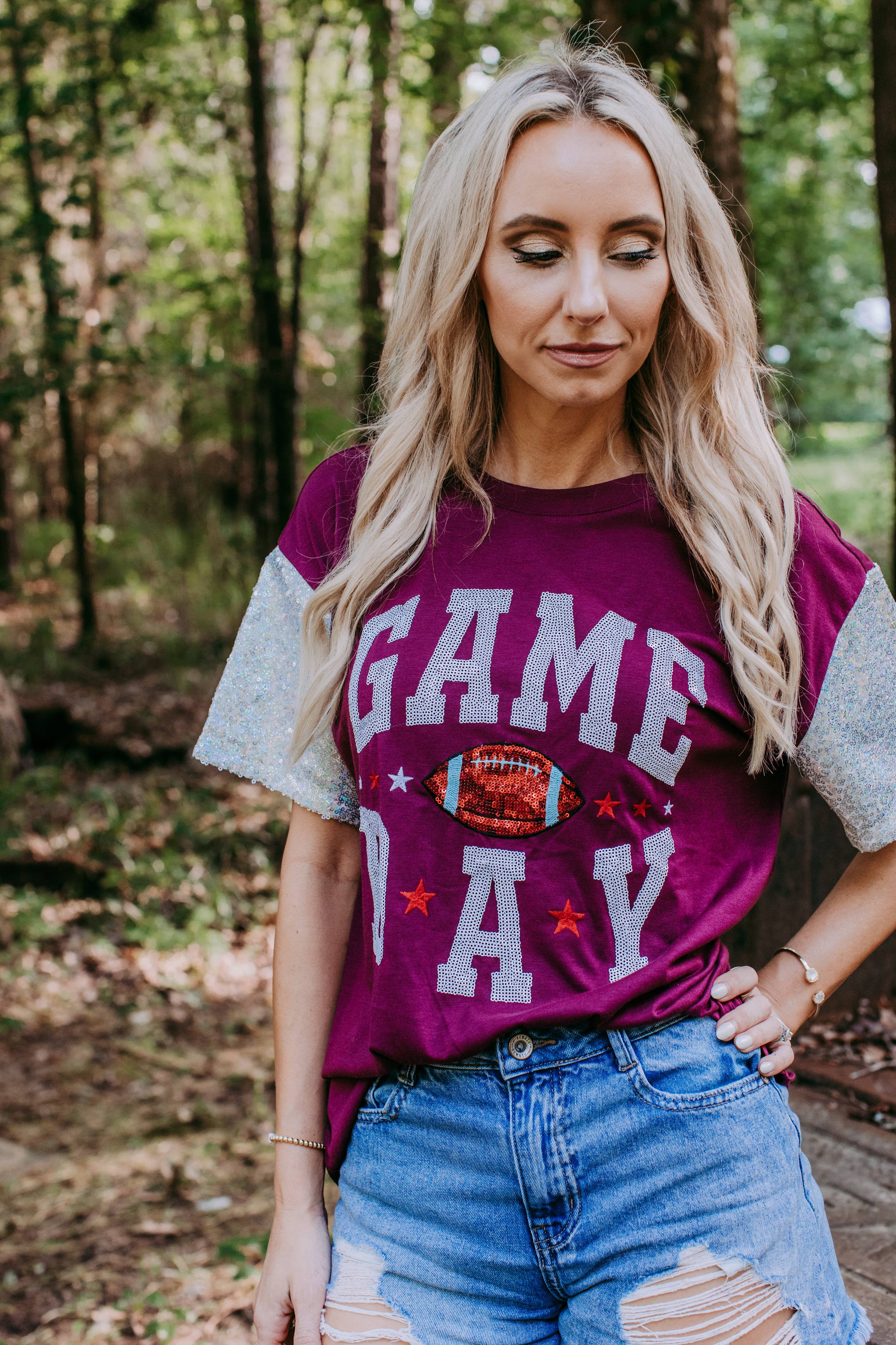 Sequins Embroidery Game Day Tee – Burgundy Sequin Sleeve T-Shirt | Merigold Kiss
